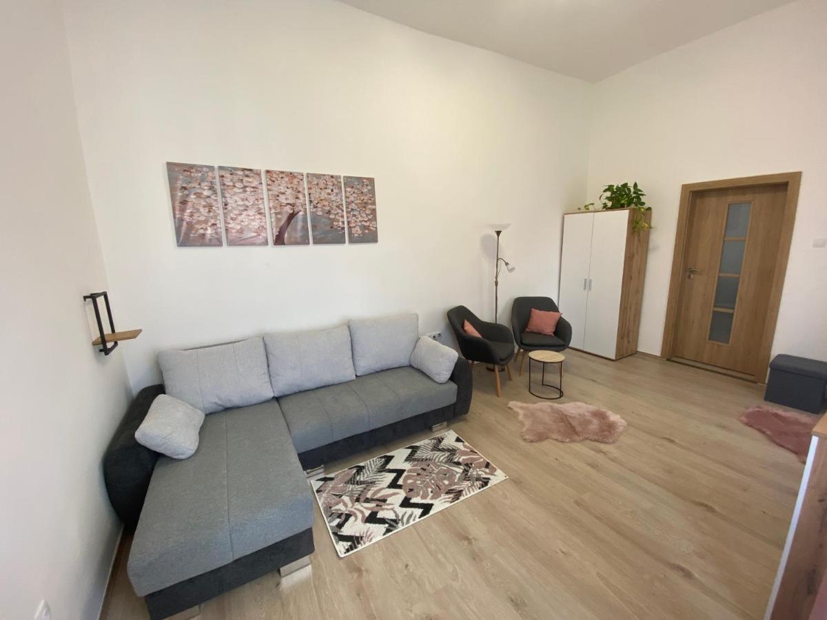 Rad-var Apartmanhaz