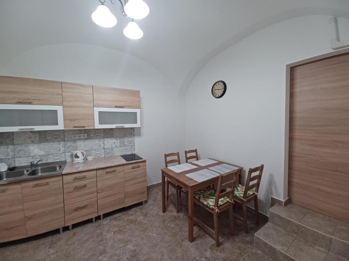 Rad-var Apartmanhaz Apartmán *